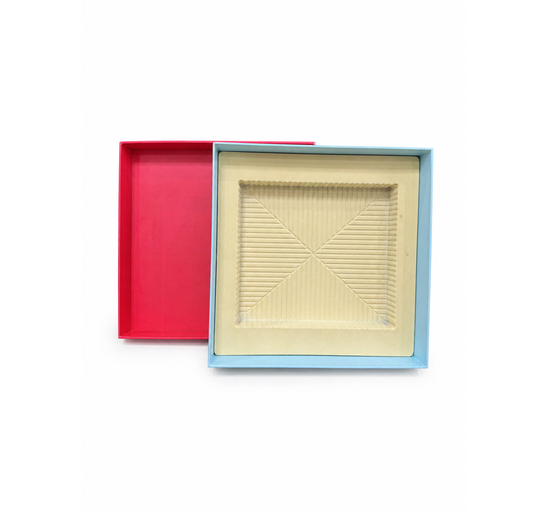 Sofitel Iris Mooncake Gift Box